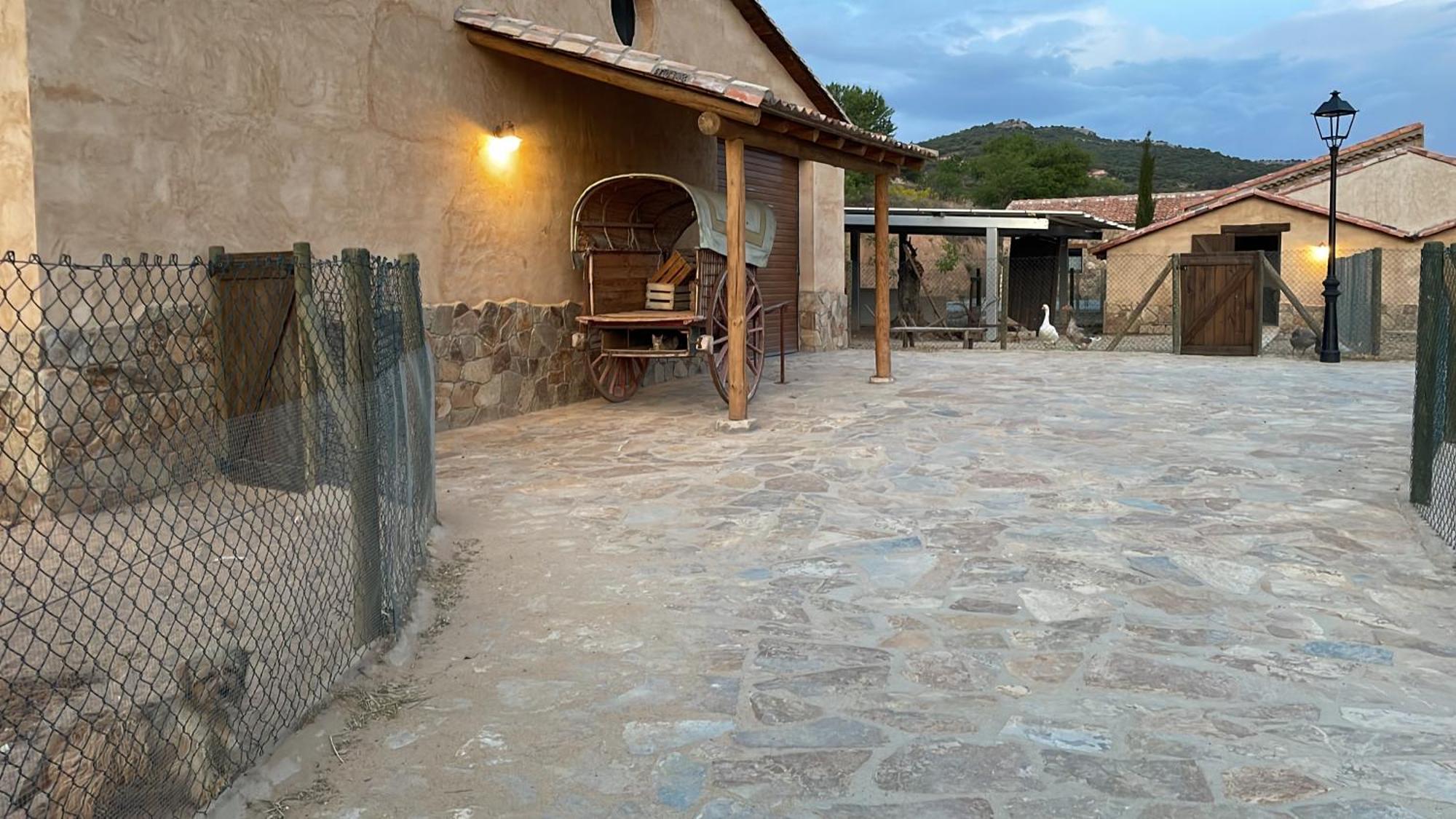 Las Villas De Fuentiduena Exteriör bild